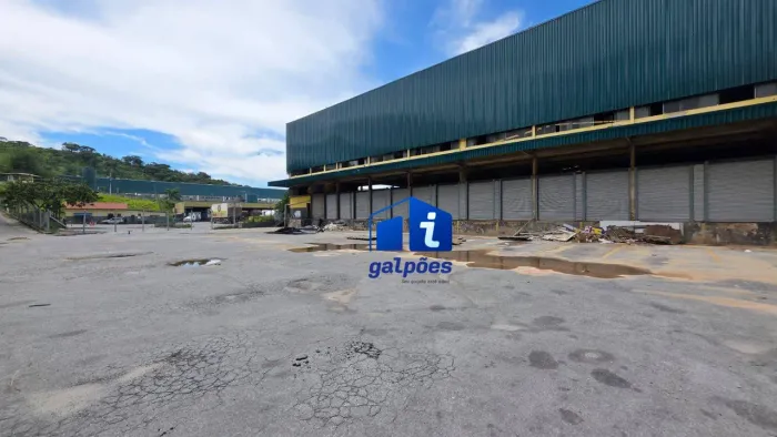 Galpão com 4400 m² no bairro Chácara Cotia - Contagem/MG