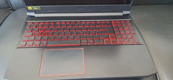 Topcase + teclado luminoso do nitro5 funcionando