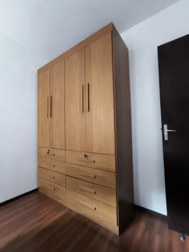 Guarda-Roupa Casal Premium (Nunca Desmontado) - 8 Gavetas Telescópicas
