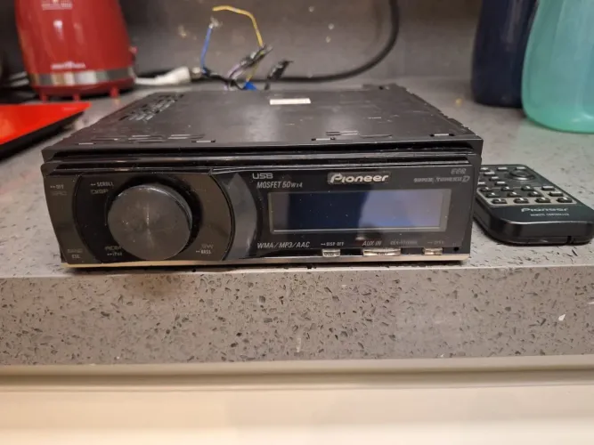 Pioneer golfinho deh-p7180ub