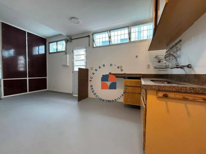Casa com 5 dormitórios na City Lapa