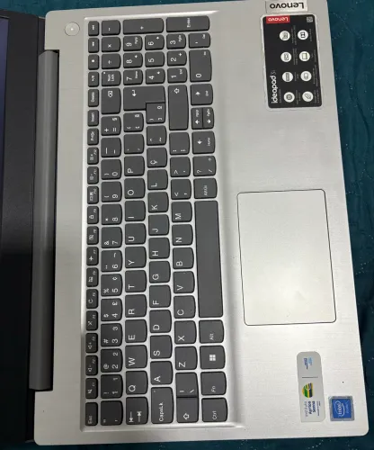 Vendo Notebook Lenovo IdeaPad 3i 15,6?, modelo 82BU0006BR
