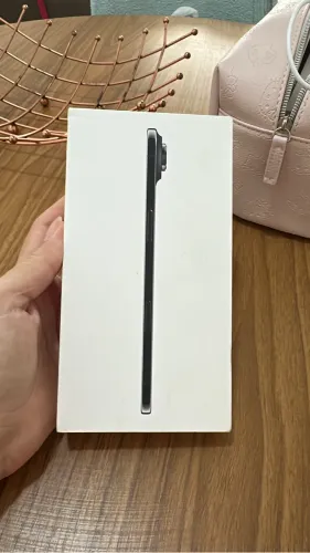 iPhone air 17 - 256GB LACRADO