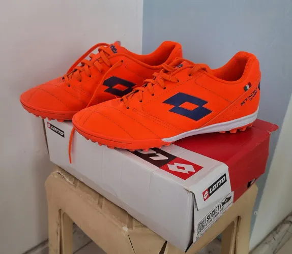 Chuteira society Lotto original