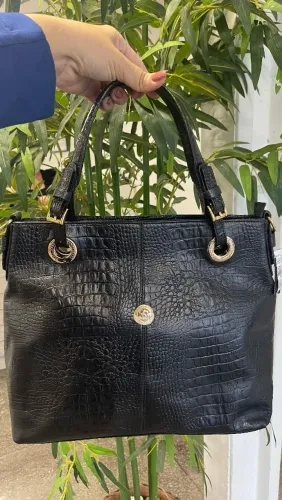 Bolsa de couro da marca Sueldos