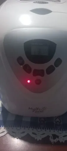 Máquina de pão com defeito