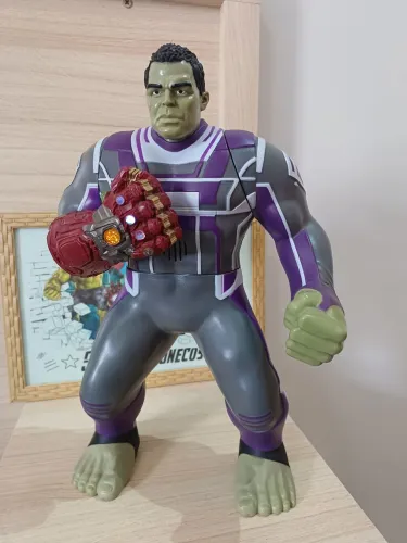 Hulk eletrônico 35cm original marca Hasbro 