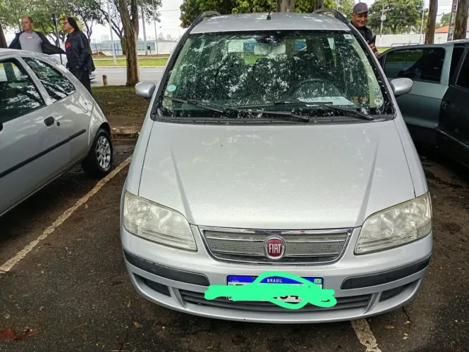 Fiat Idea ELX 1.4 MPI Fire Flex 8V 5P 2009