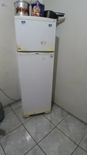 Geladeira Funcionando Perfeita