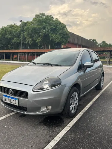Fiat Punto Attractive 1.4 Fire Flex 8V 5P 2011