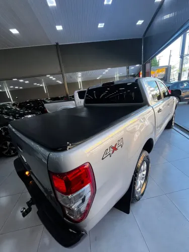 Ford Ranger XLS 3.2 20V 4X4 CD Diesel Mec. 2015