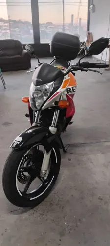 Vende se CBR300
