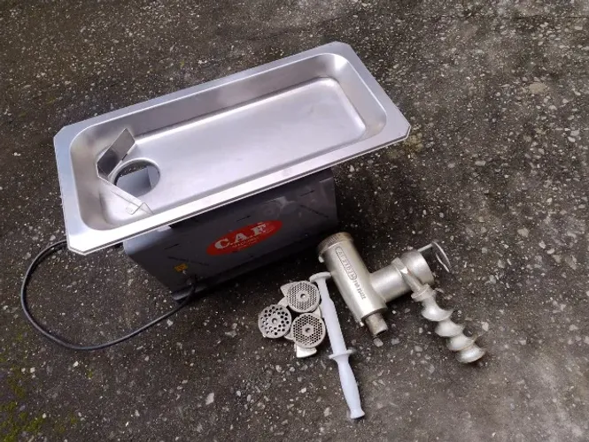 Moedor De Carne Elétrico Inox Caf 22 Dsm Bivolt Comercial