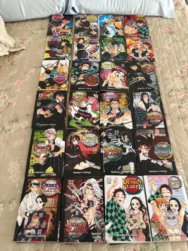 Coleção completa de mangas demon slayer 1-24