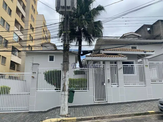 Casa à Venda em Condomínio Fechado no Horto Florestal | 123m² | 2 a 3 Dormitórios
