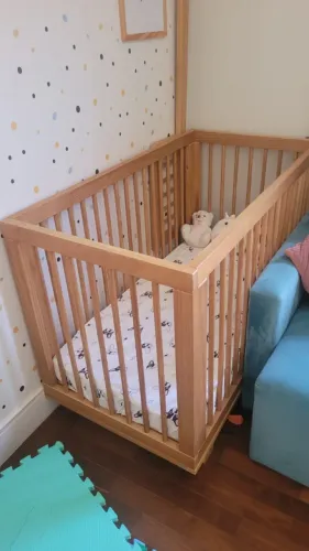 Berço Cama Denver Tulipa Baby - Madeira Maciça Avelã - Seminovo