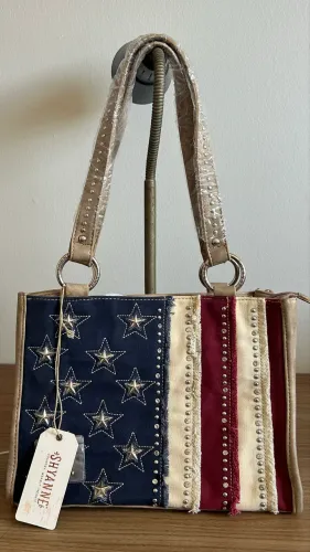 Vendo bolsas - novas e usadas