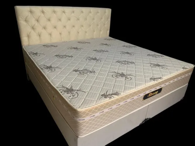 Cama box Super King com colchão espuma d65 resistente a peso