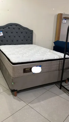 Cama casal, molas ensacadas 