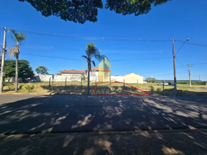 Vende-se Terreno em Cristais Paulista, SP