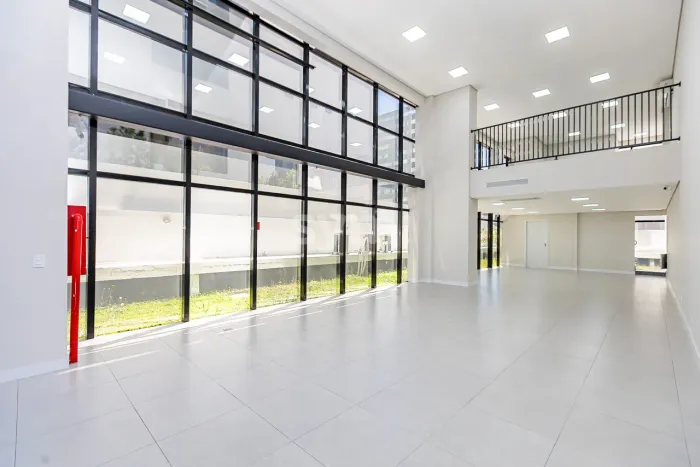 Sala Comercial 153m² Centro Cívico