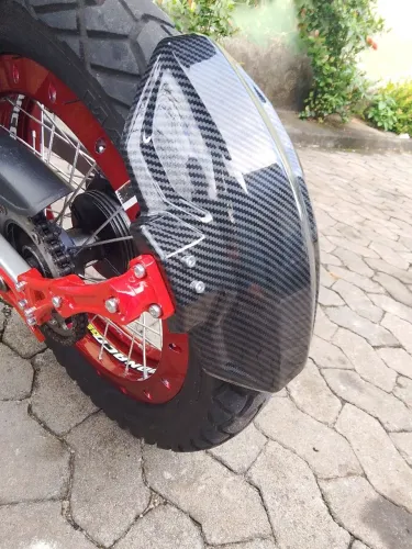 PARALAMA PARA MOTO TRASEIRA ESTILO PORTA GELO ESPORTIVO.