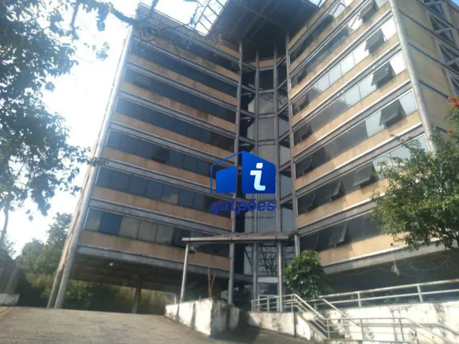Prédio Comercial com 2660 m² na Vila Independência - São Paulo/SP