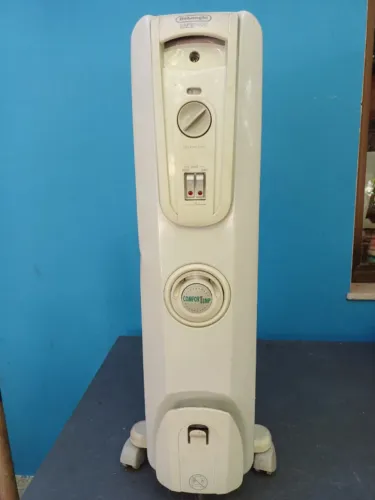 Aquecedor Elétrico a Óleo DeLonghe 1500W - 127V