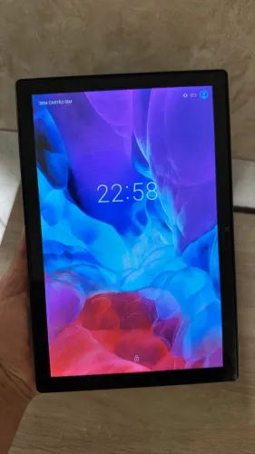 tablet bem conservado