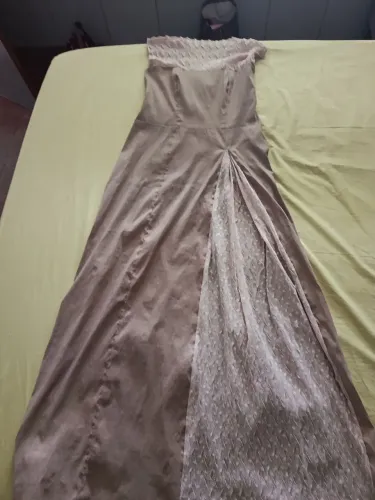 Vestidos para festas ou ocasiões especiais para vender 