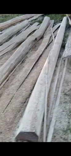 8 esteio de 4 metros e 2 de 5 metros