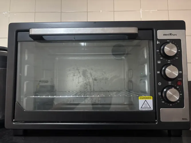 Forno elétrico Britânia 50L