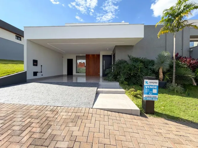 Casa à venda em Maringá, com 3 suítes, com 220 m², Condomínio Horizontal Hayashi
