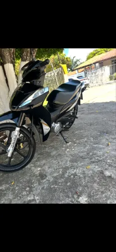 Moto NOVA único dono