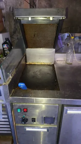Balcão de degustação refrigerado