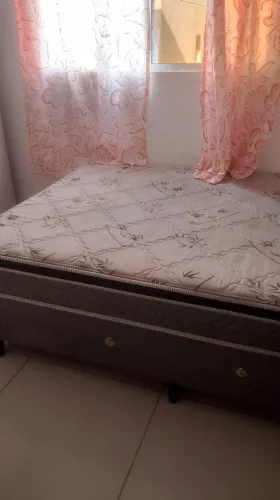 Cama casal da Nore