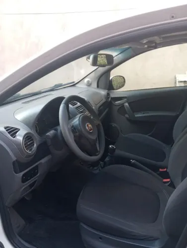 Fiat Grand Siena Essence 1.6 Flex 16V 2016