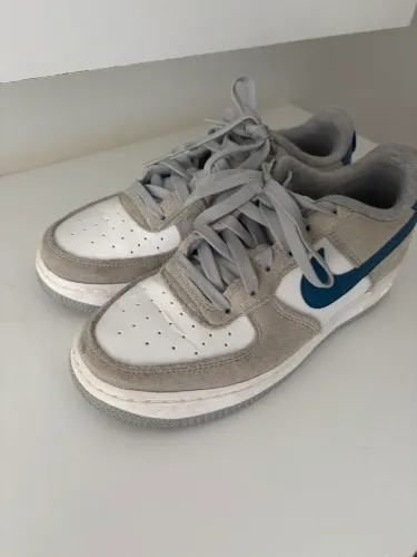 Tênis Nike AirForce One edição especial