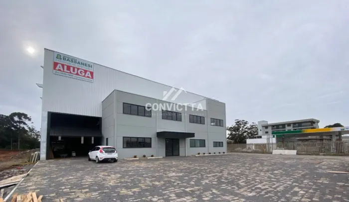 PAVILHÃO INDUSTRIAL EM FORQUETA