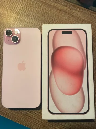 iPhone 15 Plus 