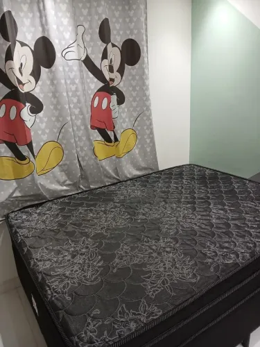CAMA DE CASAL + COLCHÃO - R$ 800,00