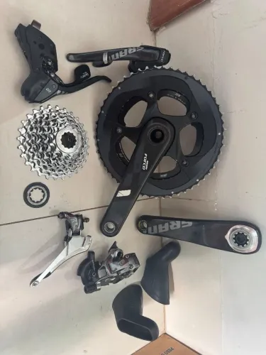 Grupo SRAM FORCE carbono completo 11v