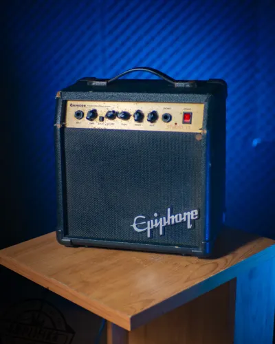 PROMOÇÃO Amplificador Epiphone Studio 10