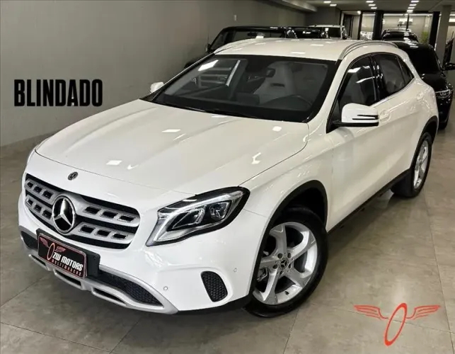 Mercedes-Benz GLA-200 GLA 200 Night 1.6. TB 16V Flex Aut. 2018