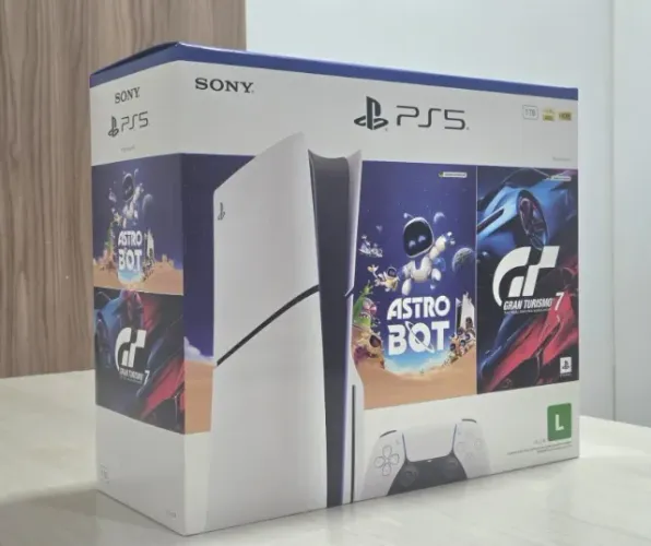 PS5 Slim 1TB C/ Leitor +2 Jogos Novo Lacrado Nota Garantia *Pegamos Seu Video Game Na Troc