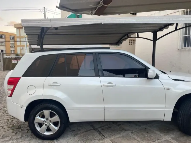 Suzuki Grand Vitara 2.0 16V 4x2/4x4 5P Aut. 2011