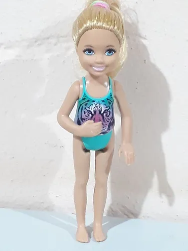 Boneca Barbie Chelsea and Friends impecável 