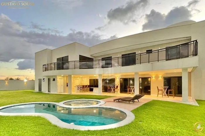 Mansão em 2 lotes mobiliara e projetada no Condomínio Alphaville Ceará