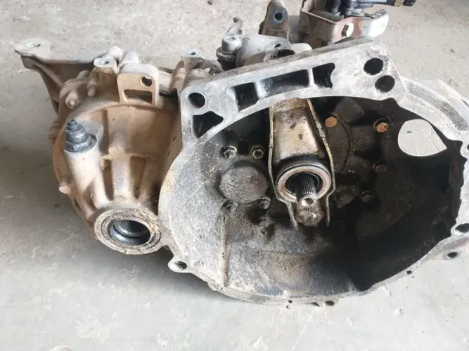 Caixa de câmbio Vw/Logus 1.6 8v ap base de troca