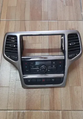 Moldura Multimidia Grand Cherokee 